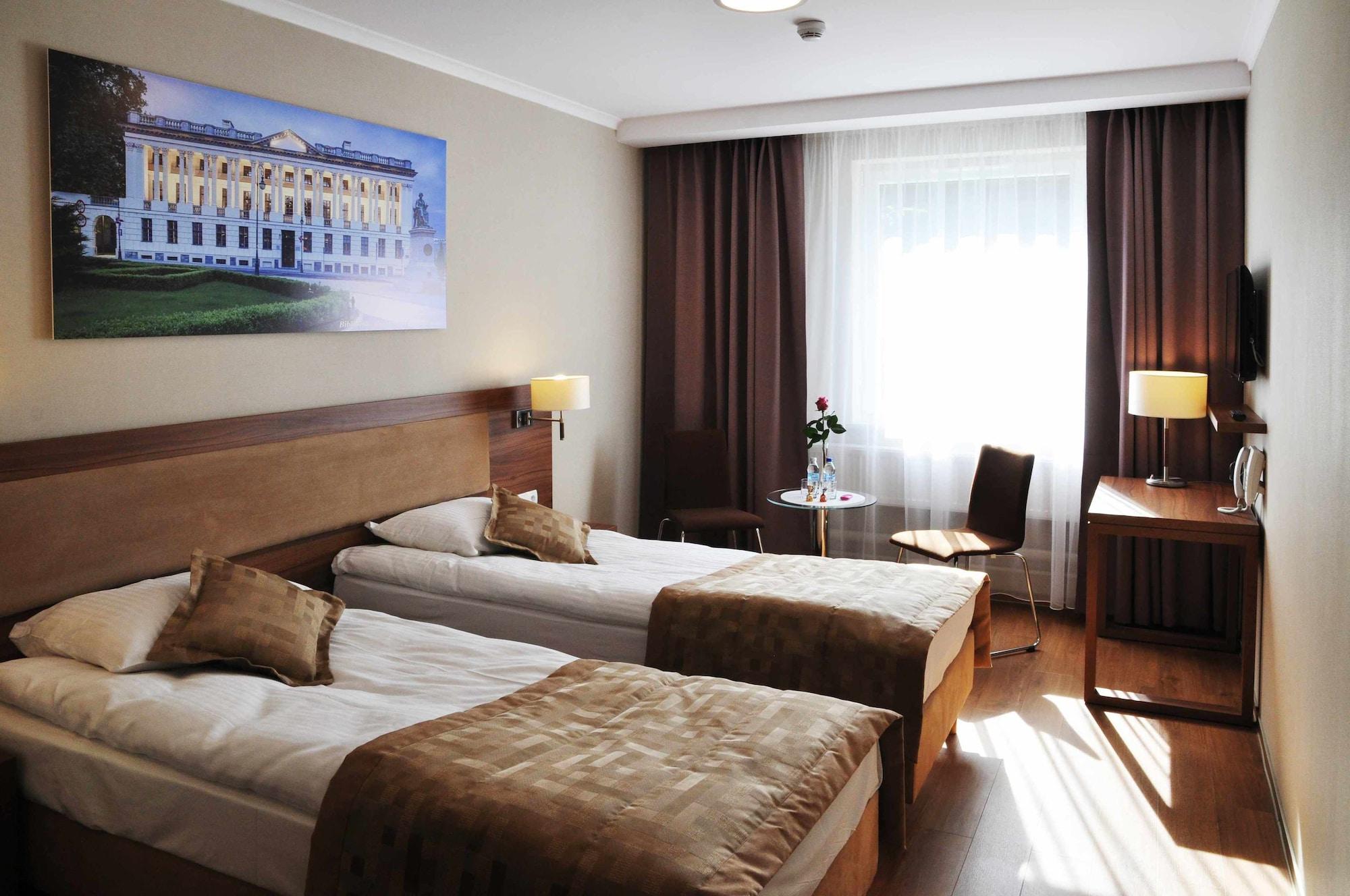 Hotel Topaz Poznan Centrum Buitenkant foto