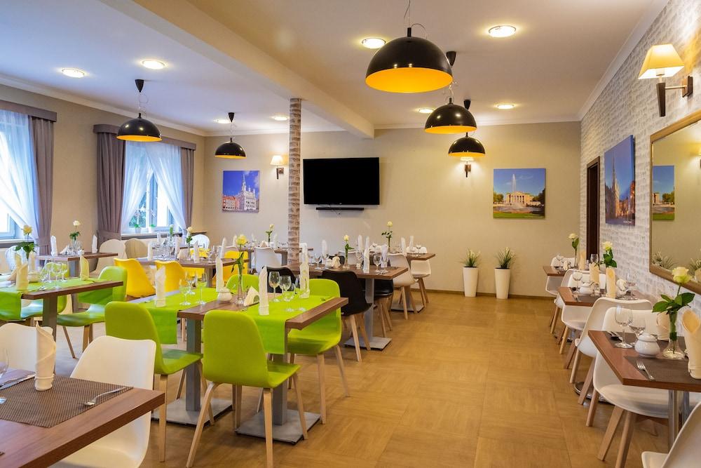 Hotel Topaz Poznan Centrum Buitenkant foto