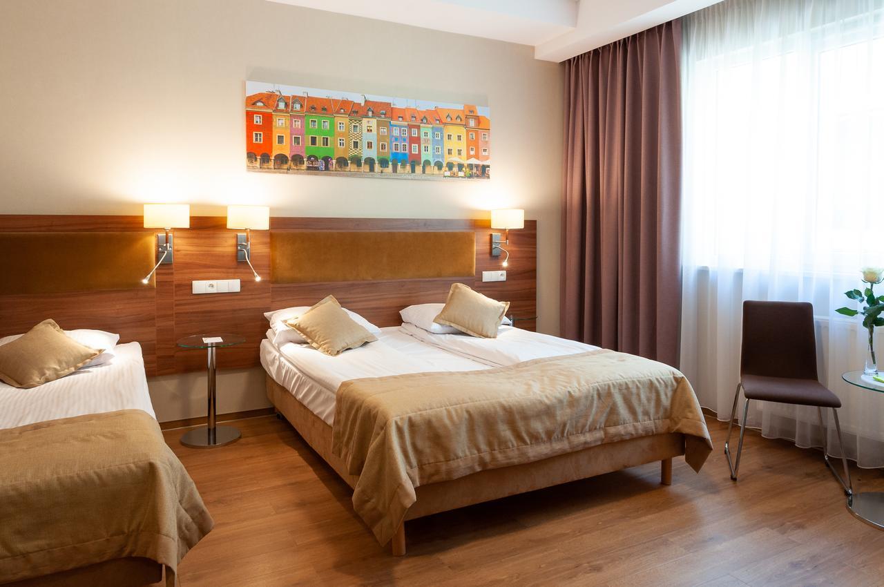 Hotel Topaz Poznan Centrum Buitenkant foto